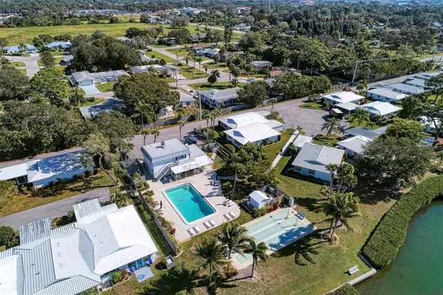 $375,000 | 501 Sloop Way, Nokomis, FL 34275