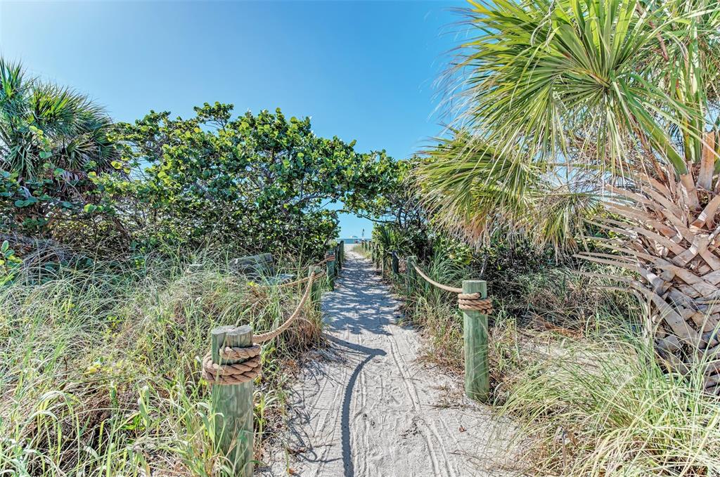 501 Sloop Way Nokomis, FL 34275 - Photo 73 of 79