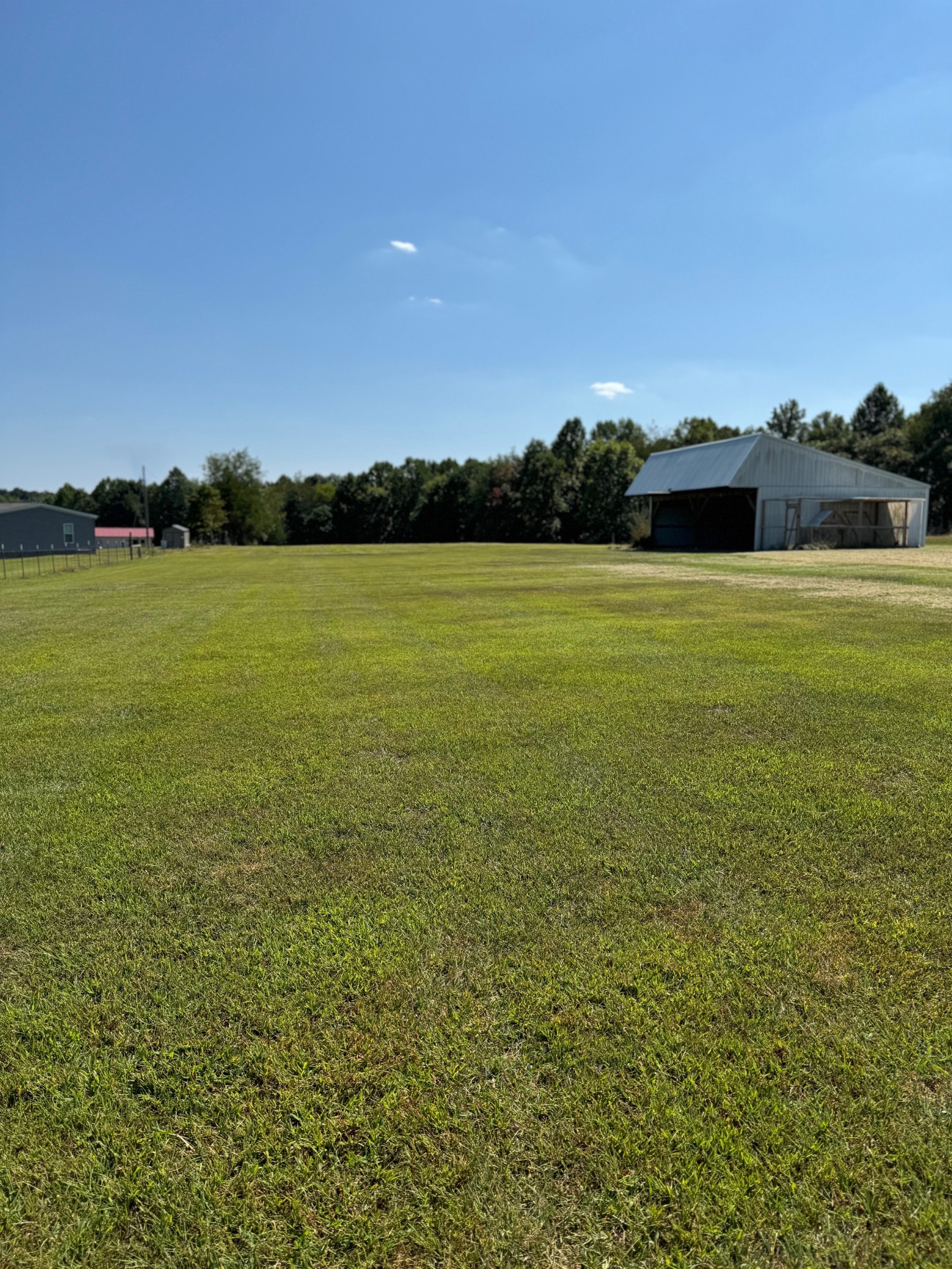 1792 Austin Road Lafayette, TN 37083 - Photo 23 of 34 a view of an ocean and beach