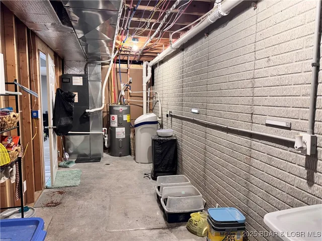 $385,000 | 110 Mayerling Drive, Gravois Mills, MO 65037