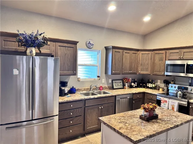 $385,000 | 110 Mayerling Drive, Gravois Mills, MO 65037