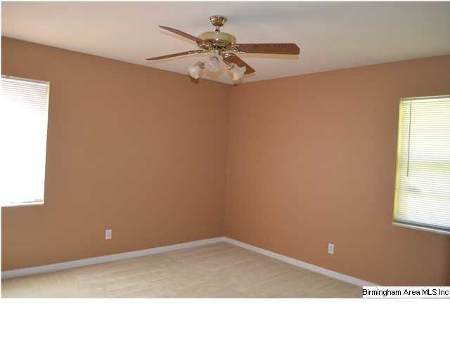 5001 Roselyn Road Southeast Bessemer, AL 35022 - Photo 17 of 24 Gallery Image 17