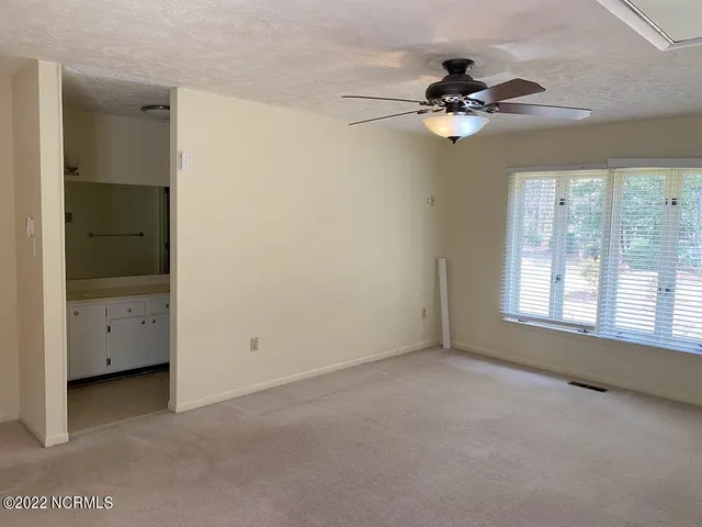 $325,000 | 407 Bundy Lane, Laurinburg, NC 28352