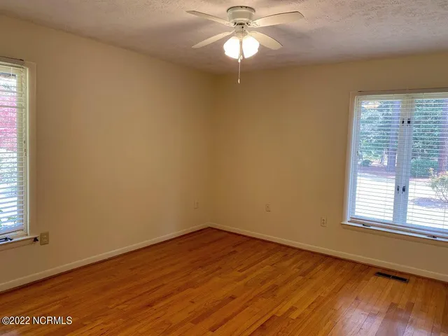 $325,000 | 407 Bundy Lane, Laurinburg, NC 28352