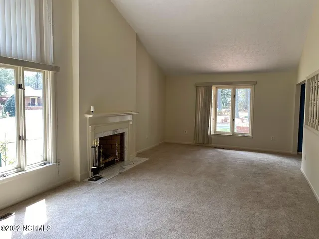 $325,000 | 407 Bundy Lane, Laurinburg, NC 28352