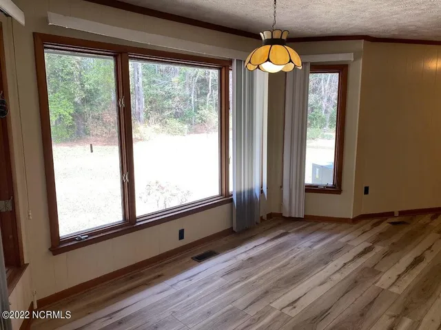 $325,000 | 407 Bundy Lane, Laurinburg, NC 28352