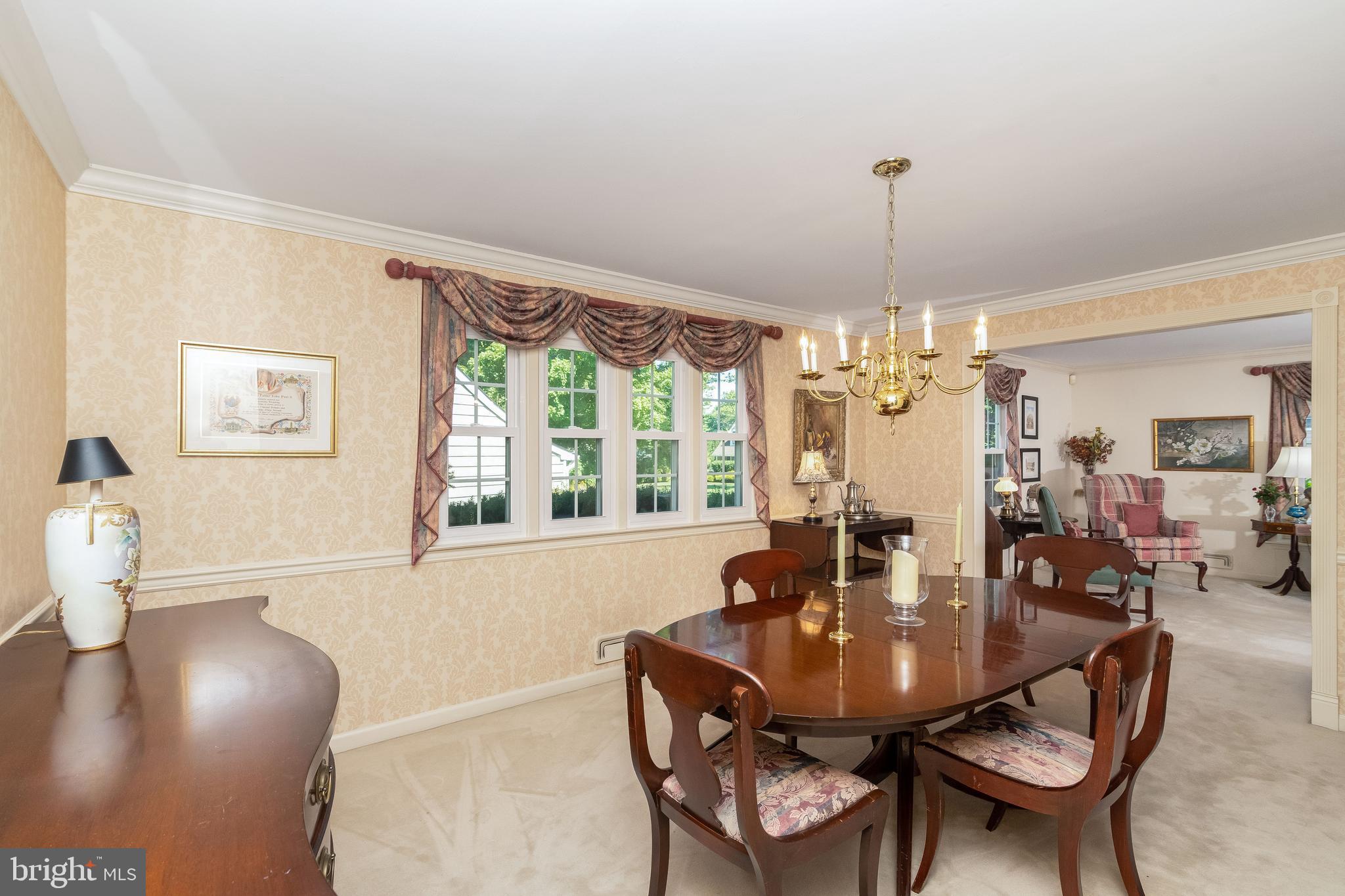 105 Fenwick Road Cherry Hill, NJ 08034 - Photo 8 of 45