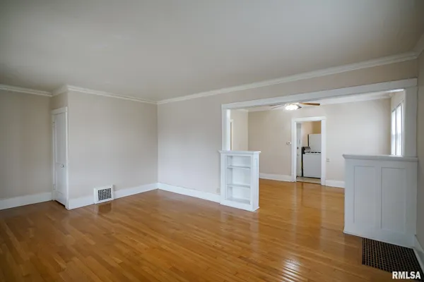 $99,900 | 511 West Loucks Avenue, Peoria, IL 61604