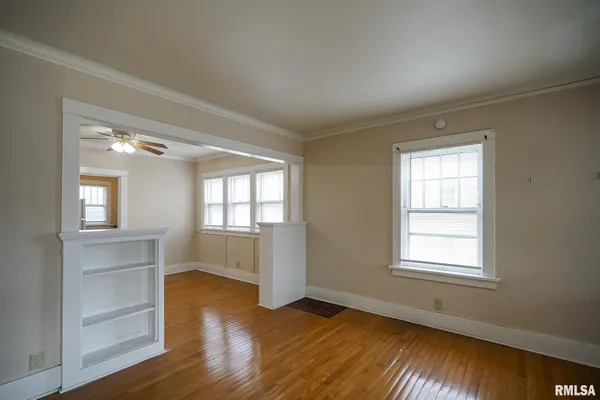 $99,900 | 511 West Loucks Avenue, Peoria, IL 61604