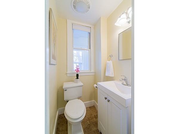 52 Channing Road Newton, MA 02459 - Photo 8 of 15