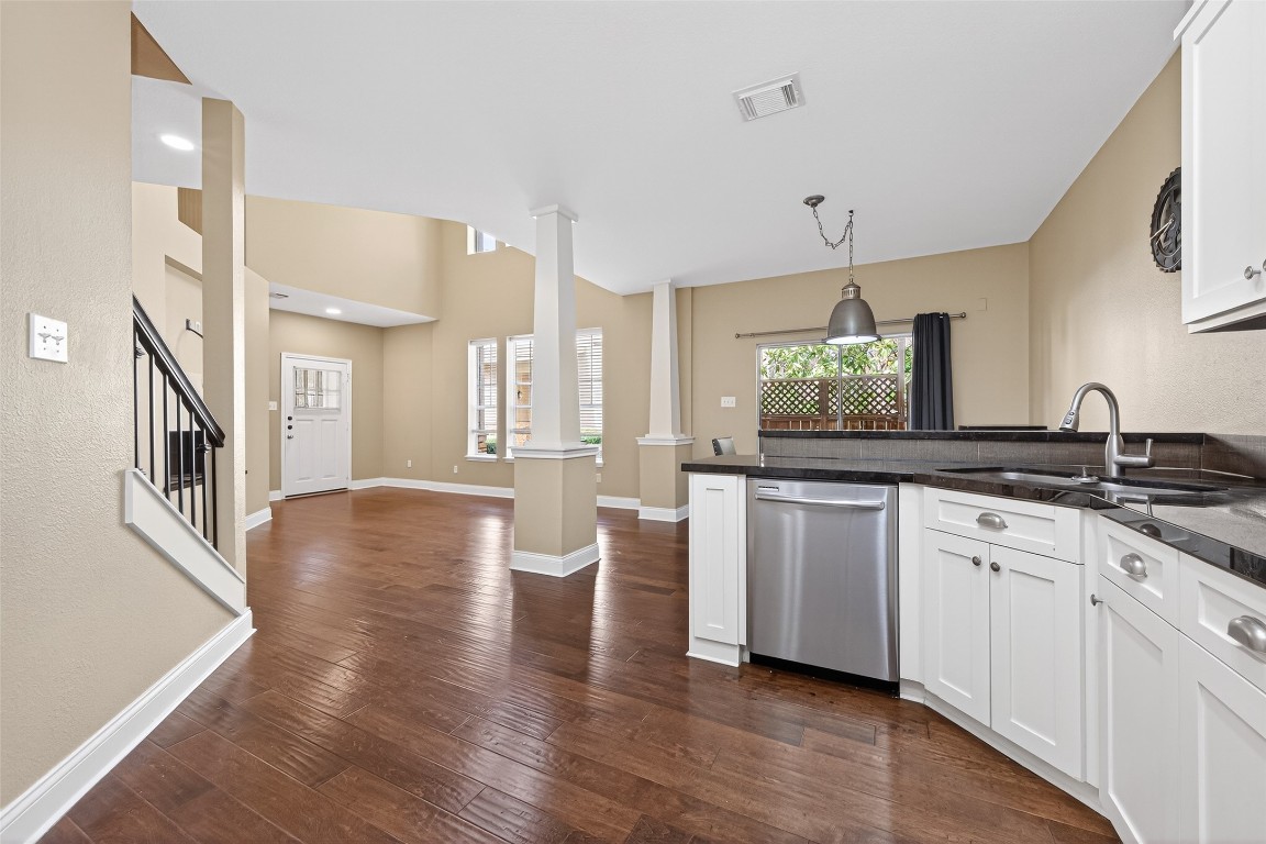 65 Scarlet Woods Court Spring, TX 77380 - Photo 12 of 36