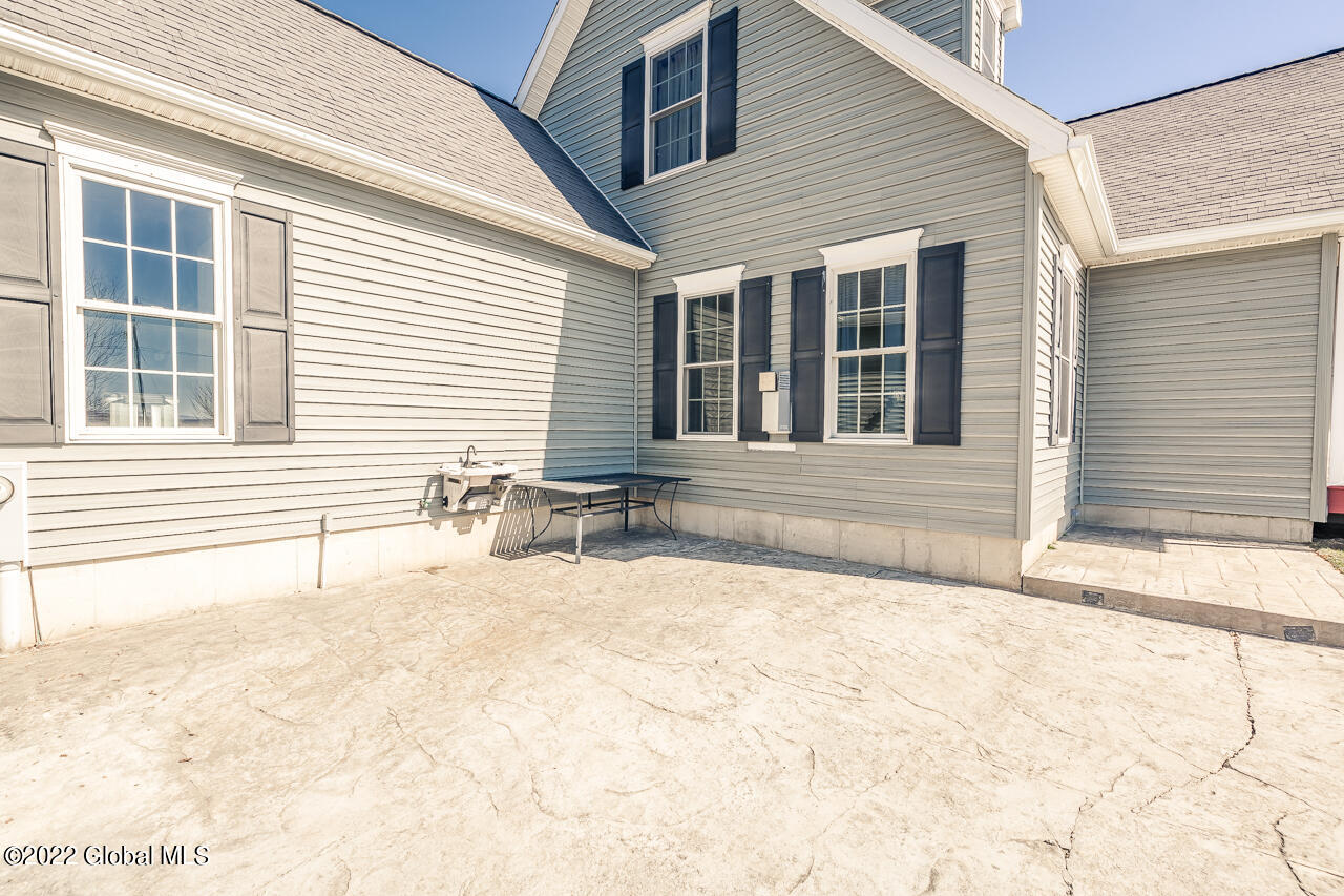 309 Fuller Road Amsterdam, NY 12010 - Photo 29 of 58 MLS-13