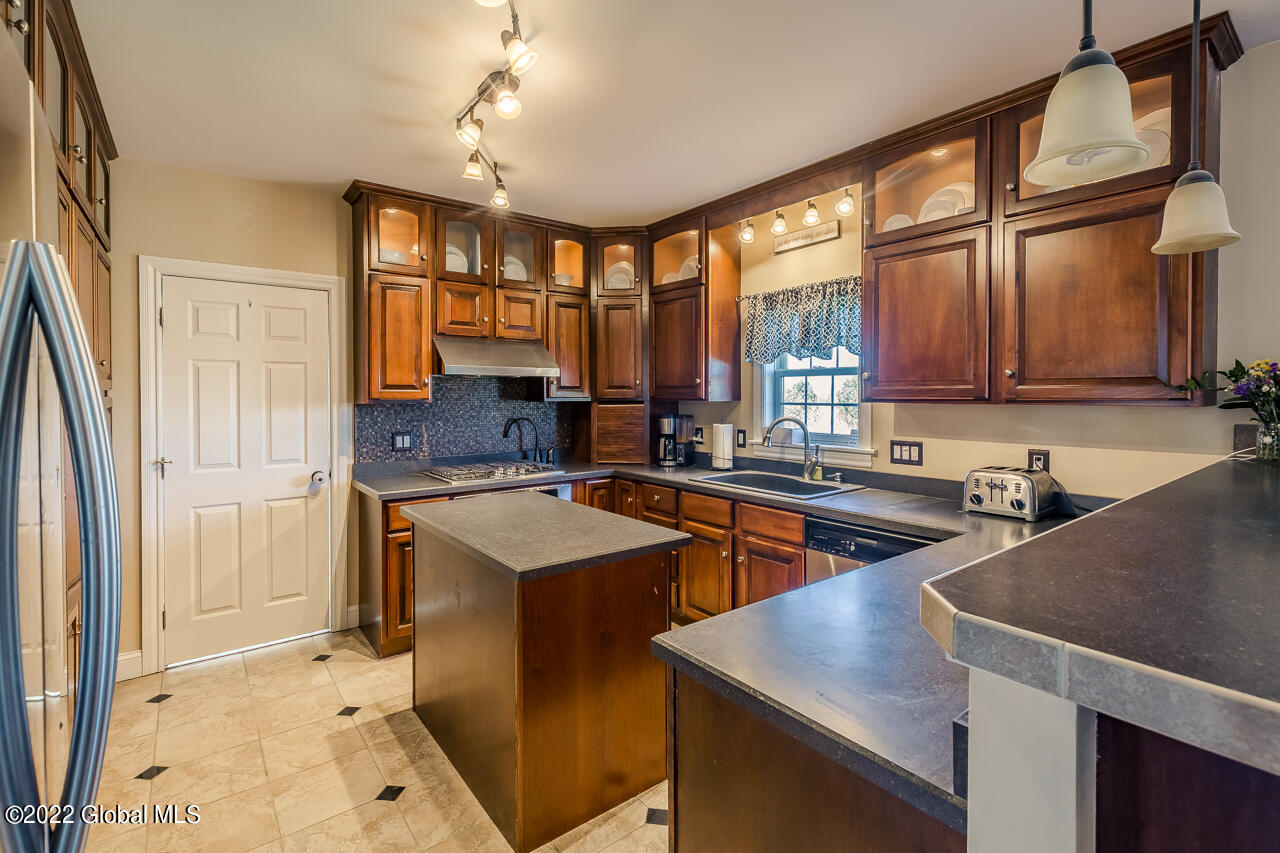 309 Fuller Road Amsterdam, NY 12010 - Photo 30 of 58 MLS-14