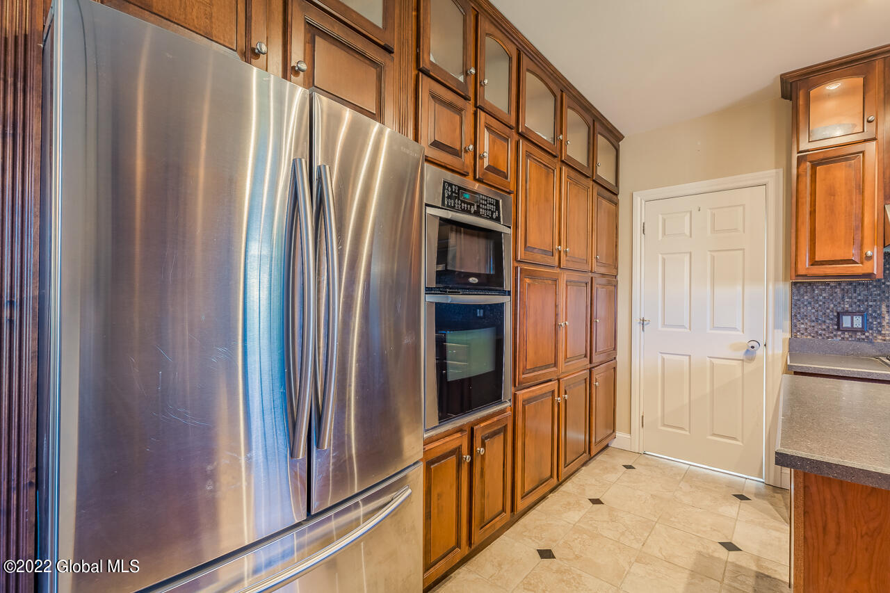 309 Fuller Road Amsterdam, NY 12010 - Photo 33 of 58 MLS-29