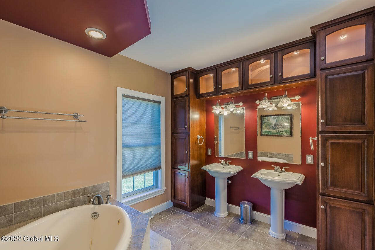 309 Fuller Road Amsterdam, NY 12010 - Photo 42 of 58 MLS-20