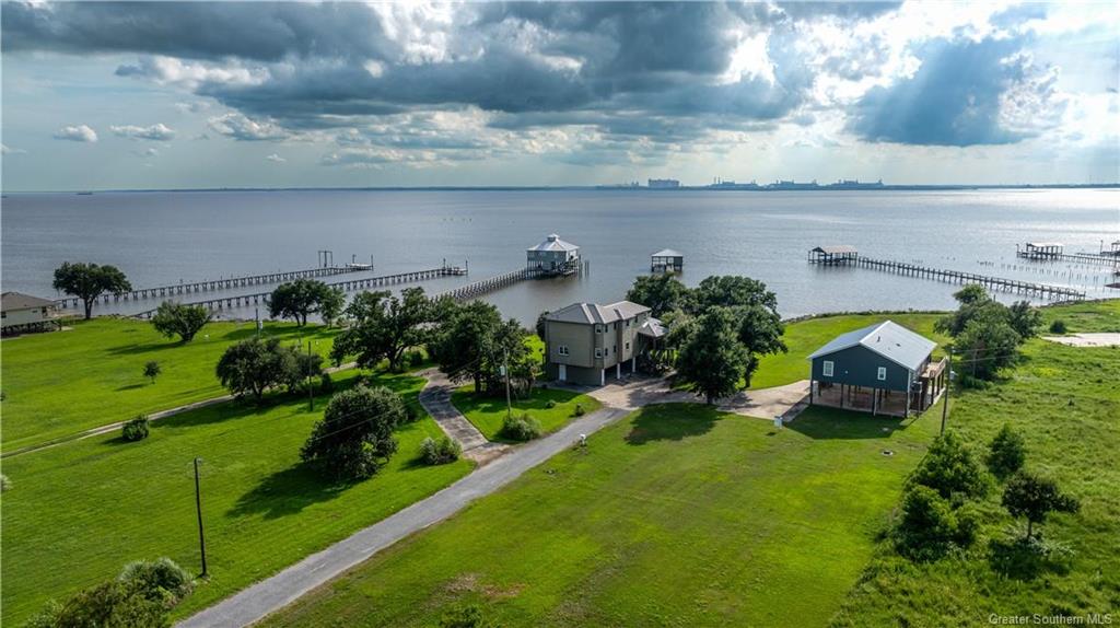 3631 Manning Road Lake Charles, LA 70605 - Photo 3 of 42