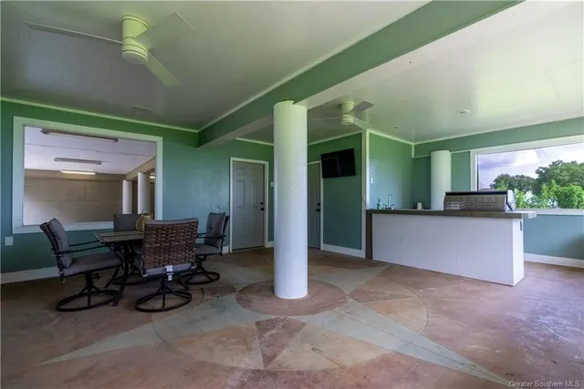 $695,000 | 3631 Manning Road, Lake Charles, LA 70605