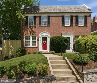 $1,195,000 | 5043 Dana Place Northwest, Washington, DC 20016