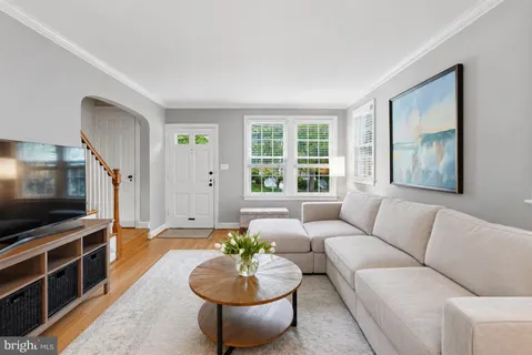$1,195,000 | 5043 Dana Place Northwest, Washington, DC 20016