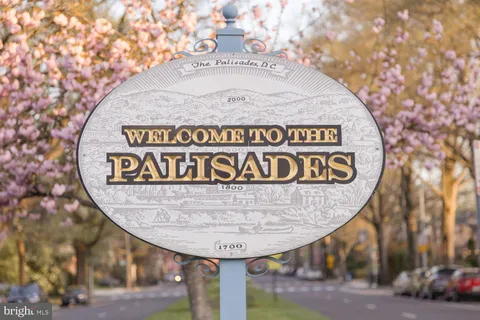 $1,195,000 | 5043 Dana Place Northwest, Washington, DC 20016