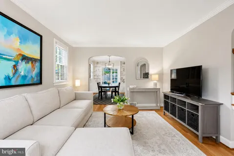 $1,195,000 | 5043 Dana Place Northwest, Washington, DC 20016