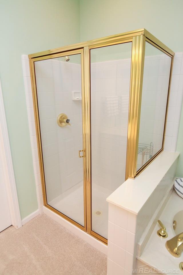 1385 Copper Circle Rochester, MI 48306 - Photo 27 of 47 31392812-26.JPG