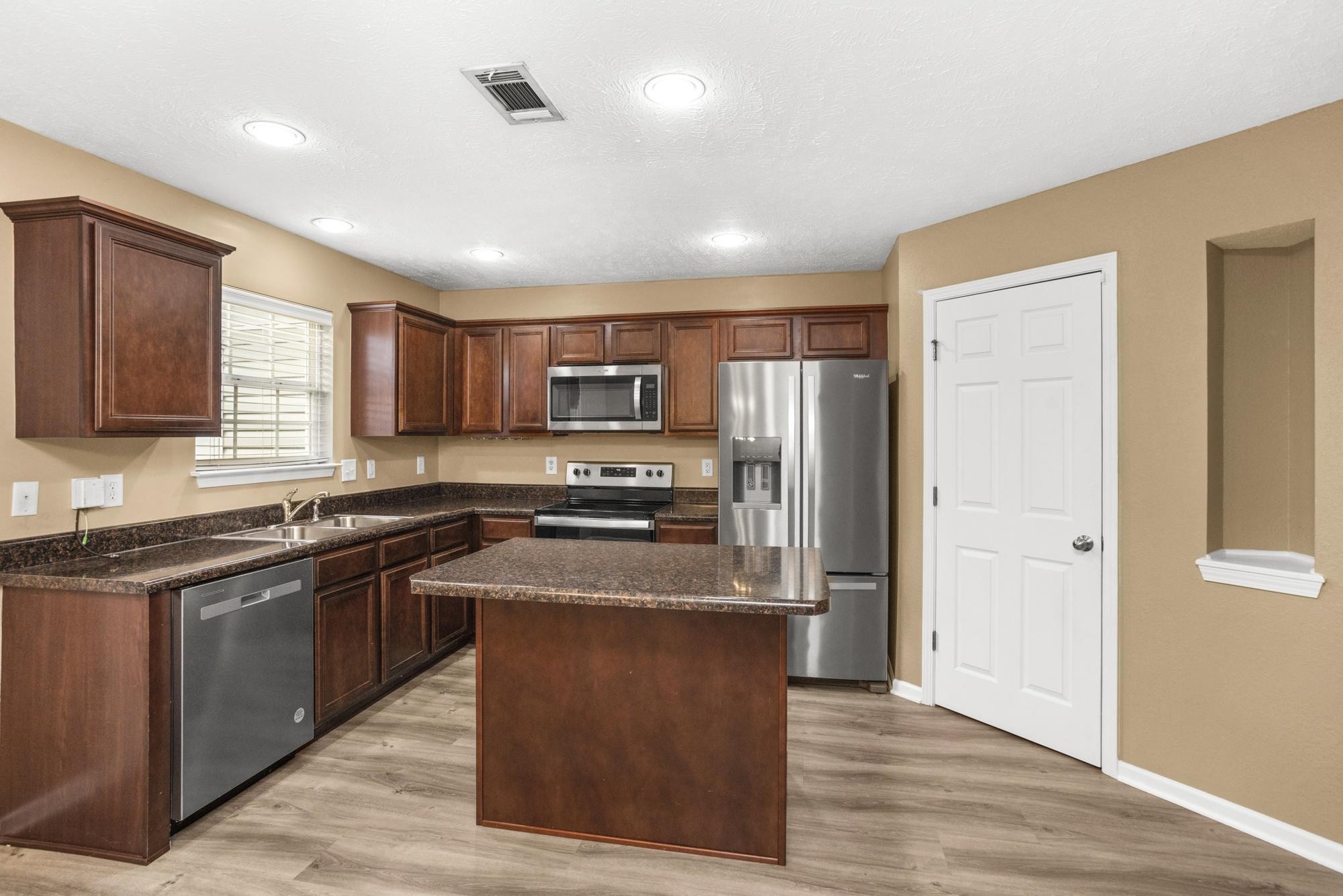 1848 Shaylin Loop Antioch, TN 37013 - Photo 16 of 33