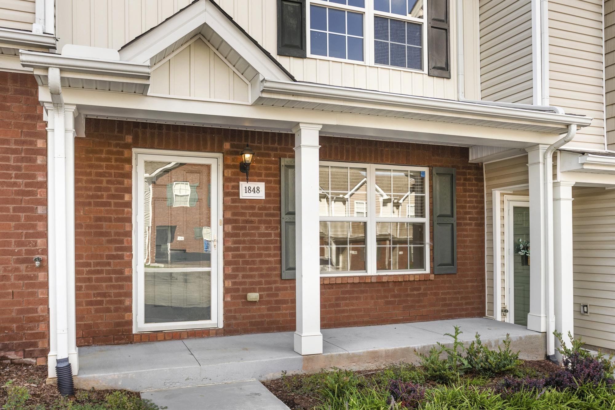 1848 Shaylin Loop Antioch, TN 37013 - Photo 4 of 33