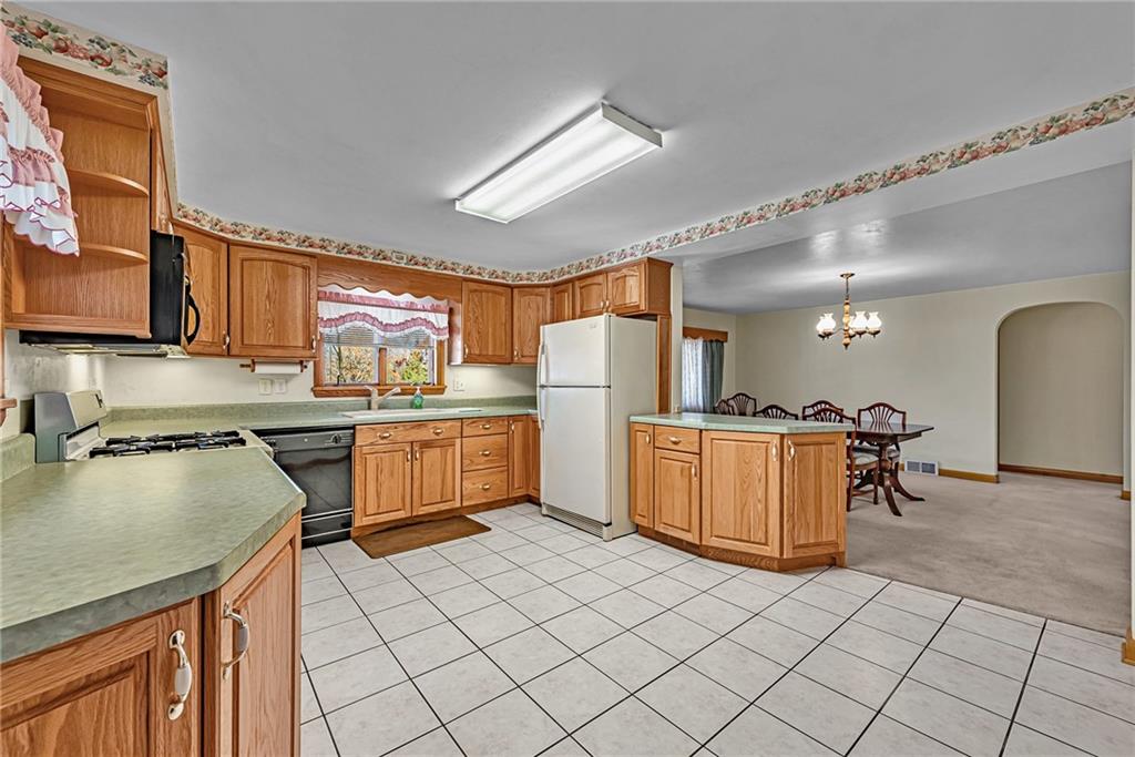 4931 North Rt, Unit 982 Latrobe, PA 15650 - Photo 10 of 22