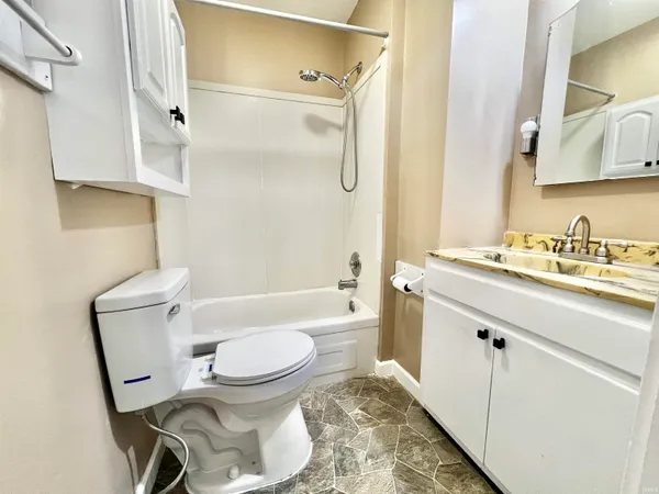 $95,000 | 1926 West Indiana Street, Evansville, IN 47712