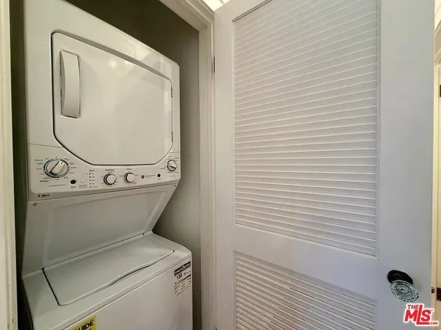 $5,000 | 1123 15th Street, Santa Monica, CA 90403