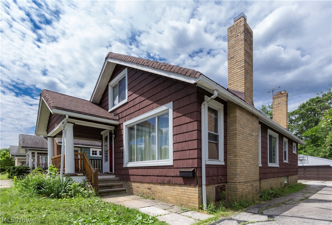 1474 Middleton Road Cleveland Heights, OH 44121 - Photo 4 of 27