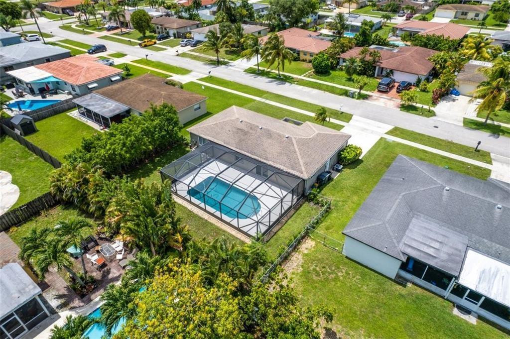 10884 Gantry Street Boca Raton, FL 33428 - Photo 27 of 28 Photo 32