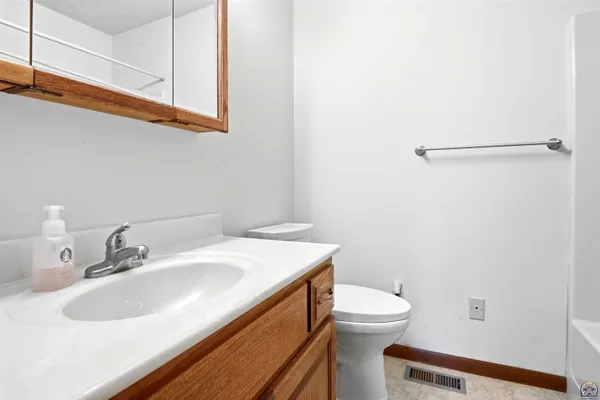 $400,000 | 4246 Southwest Colly Creek Court, Topeka, KS 66610