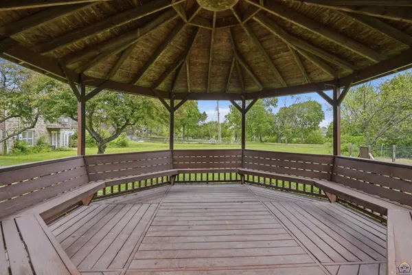 $400,000 | 4246 Southwest Colly Creek Court, Topeka, KS 66610