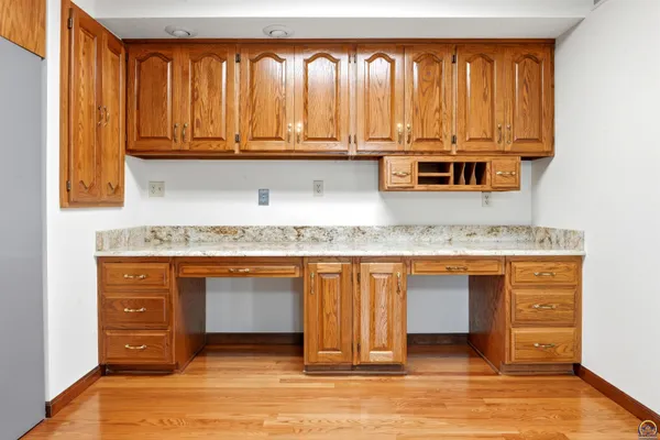 $400,000 | 4246 Southwest Colly Creek Court, Topeka, KS 66610