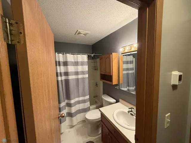 $250,000 | 1015 12th Street North, Fargo, ND 58102