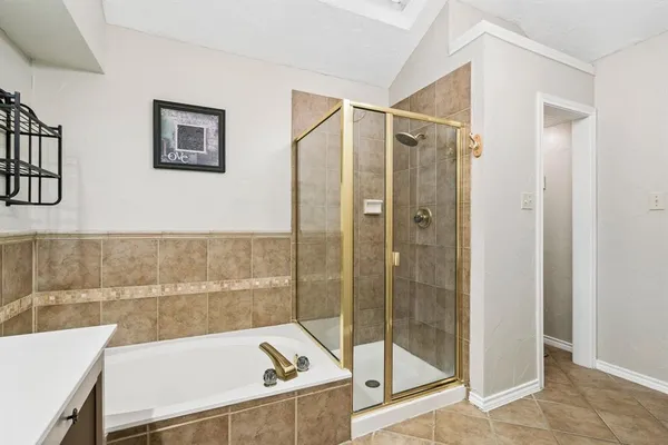 $2,100 | 1417 Danielle Drive, Bedford, TX 76021