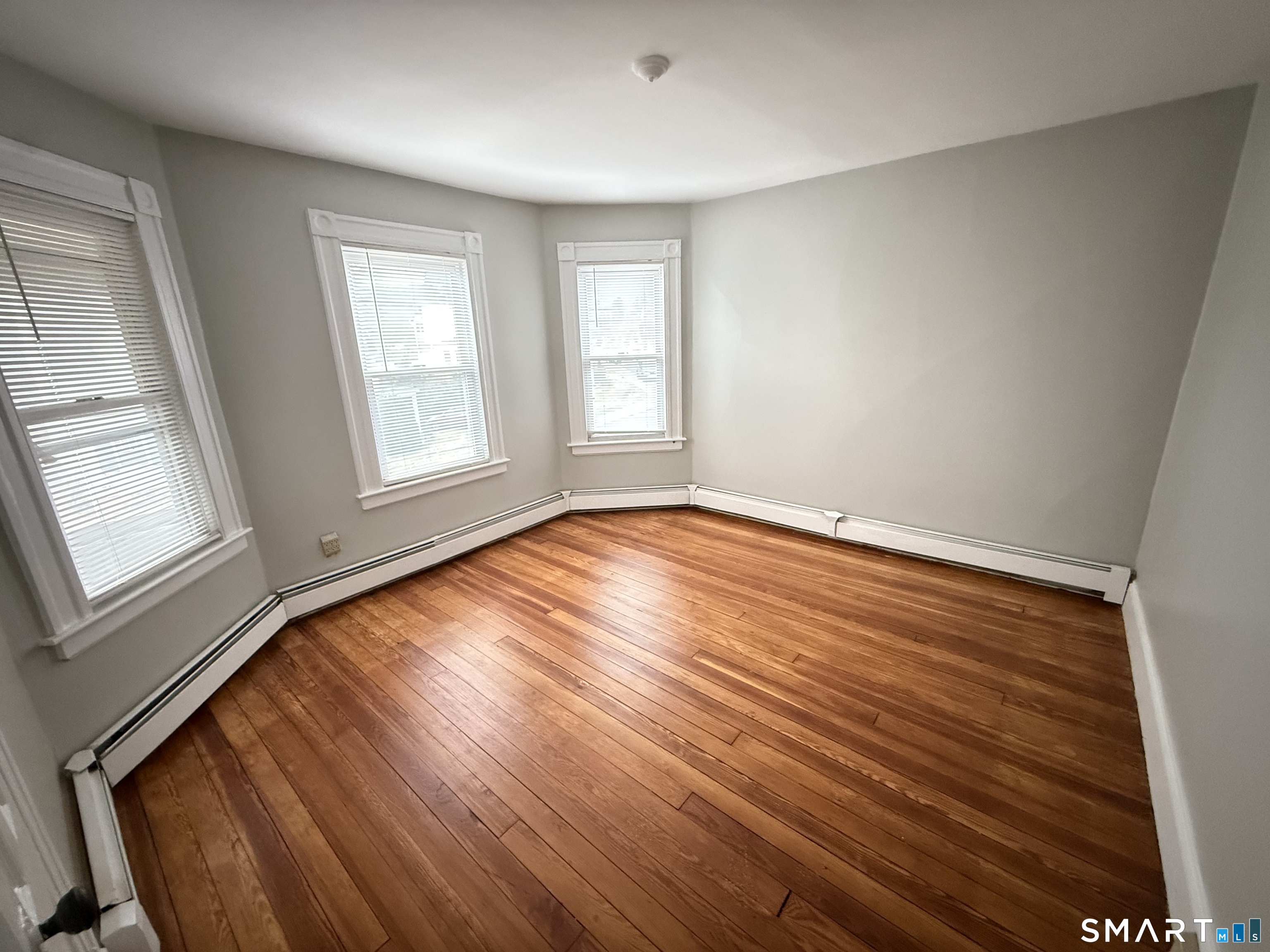 113 Trowbridge Place Naugatuck, CT 06770 - Photo 7 of 19