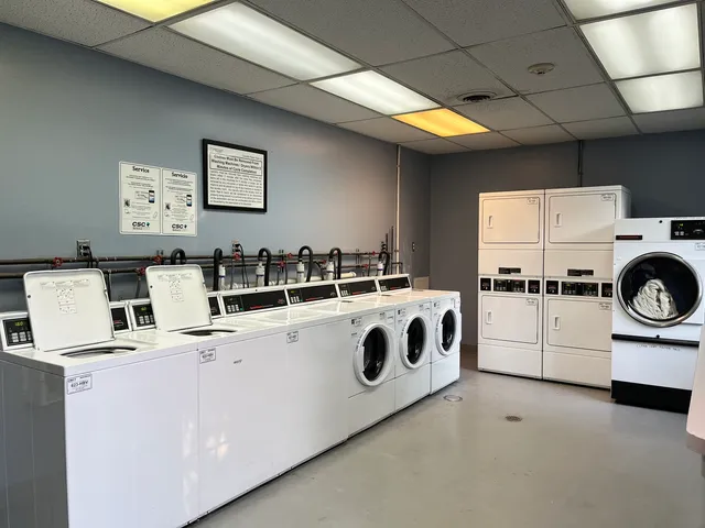 $1,350 | 1750 North Marywood Avenue, Unit 109, Aurora, IL 60505