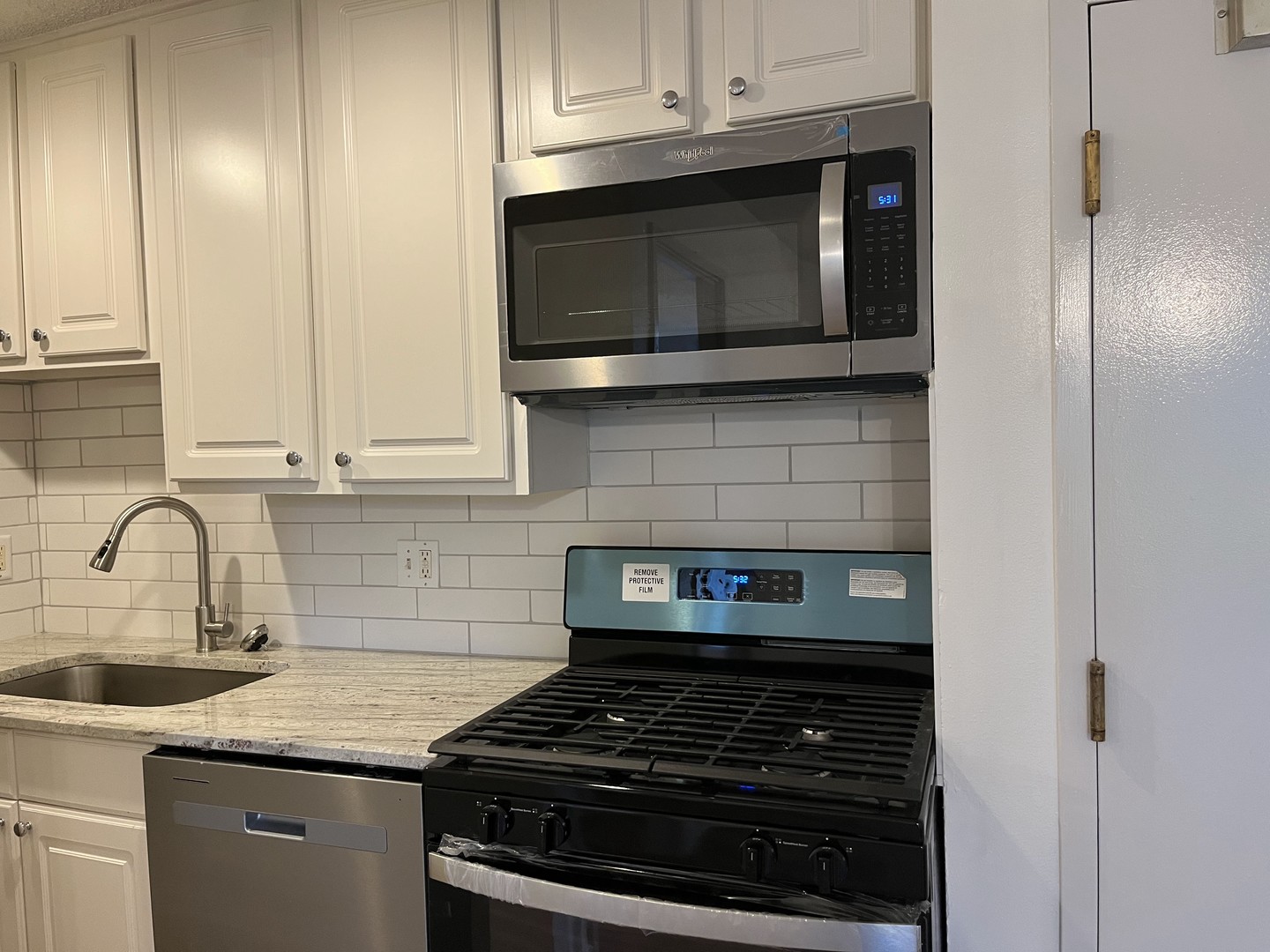 1750 North Marywood Avenue, Unit 109 Aurora, IL 60505 - Photo 3 of 13