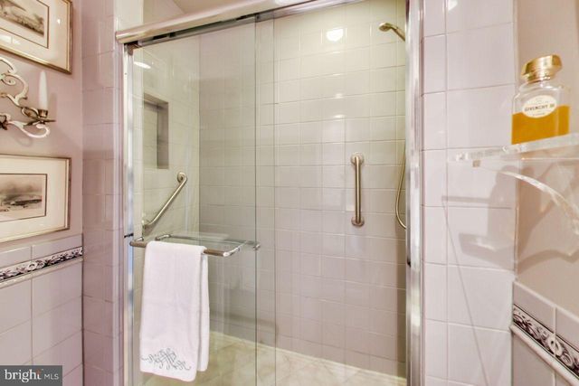 $1,284,000 | 4931 Butterworth Place Northwest, Washington, DC 20016