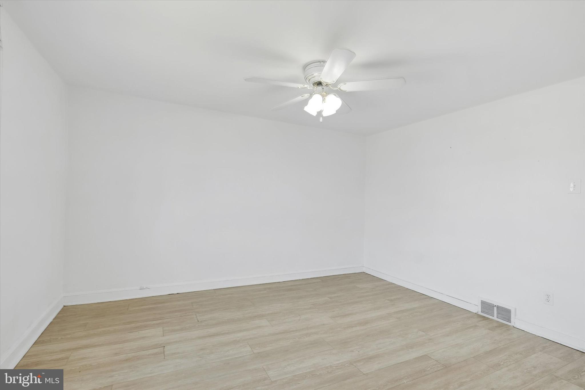 7508 Brockton Road Philadelphia, PA 19151 - Photo 13 of 28 Primary Bedroom