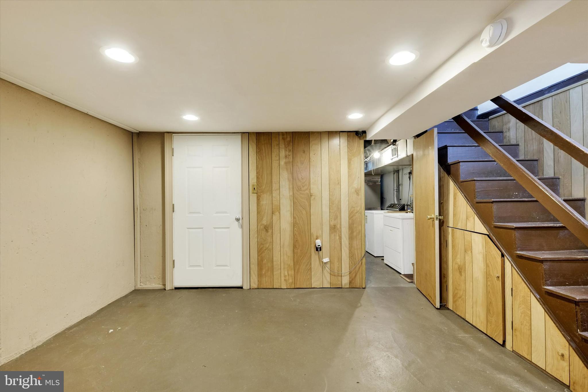 7508 Brockton Road Philadelphia, PA 19151 - Photo 21 of 28 Finished Basement