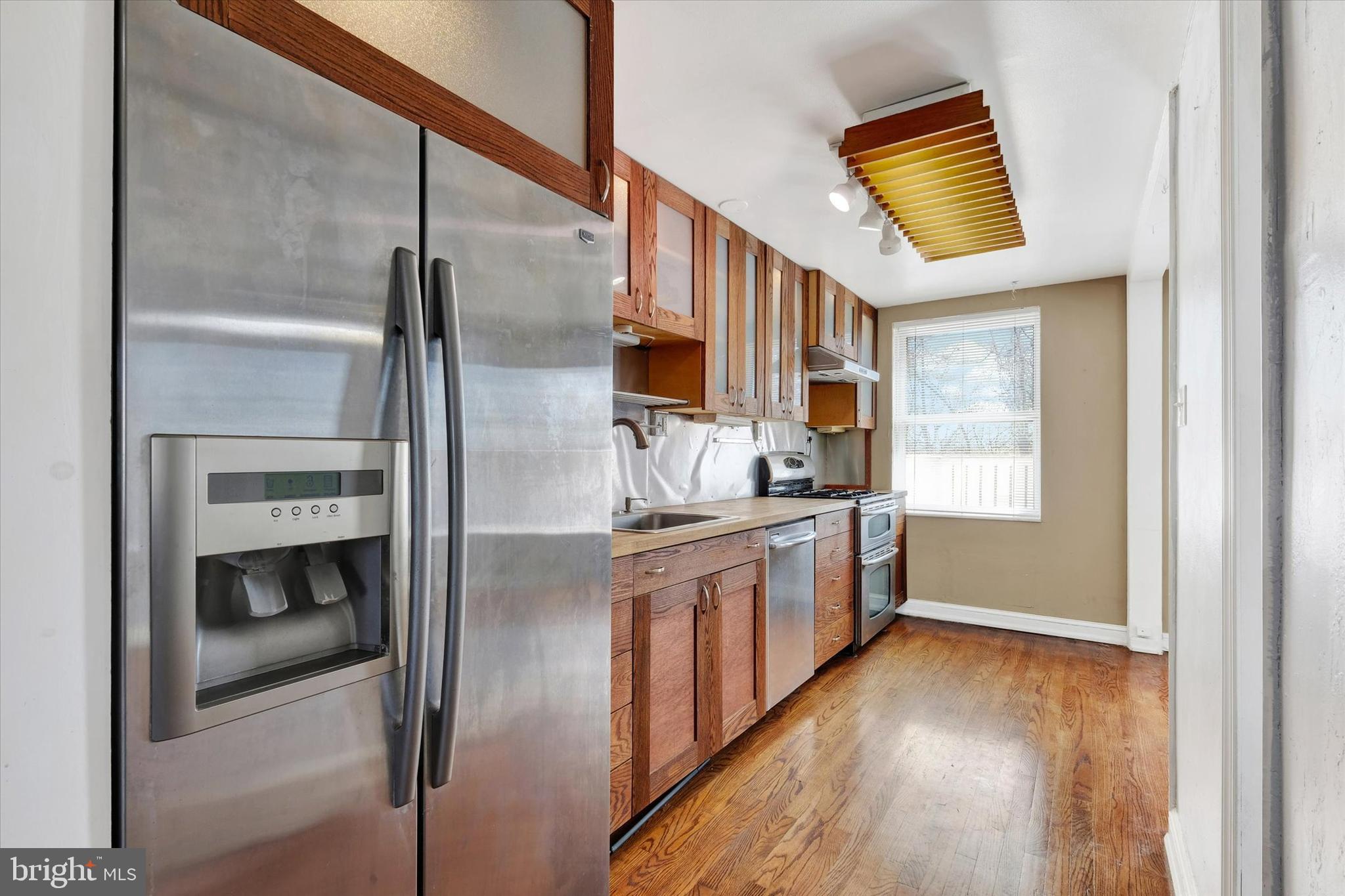 7508 Brockton Road Philadelphia, PA 19151 - Photo 7 of 28 Kitchen