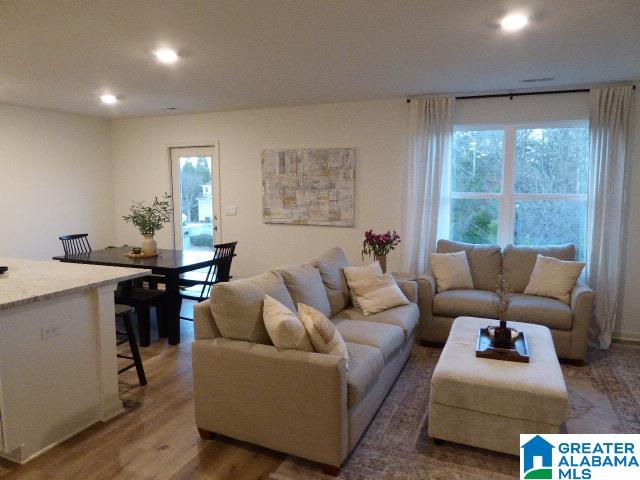 6998 Southern Trace Loop Leeds, AL 35094 - Photo 3 of 35