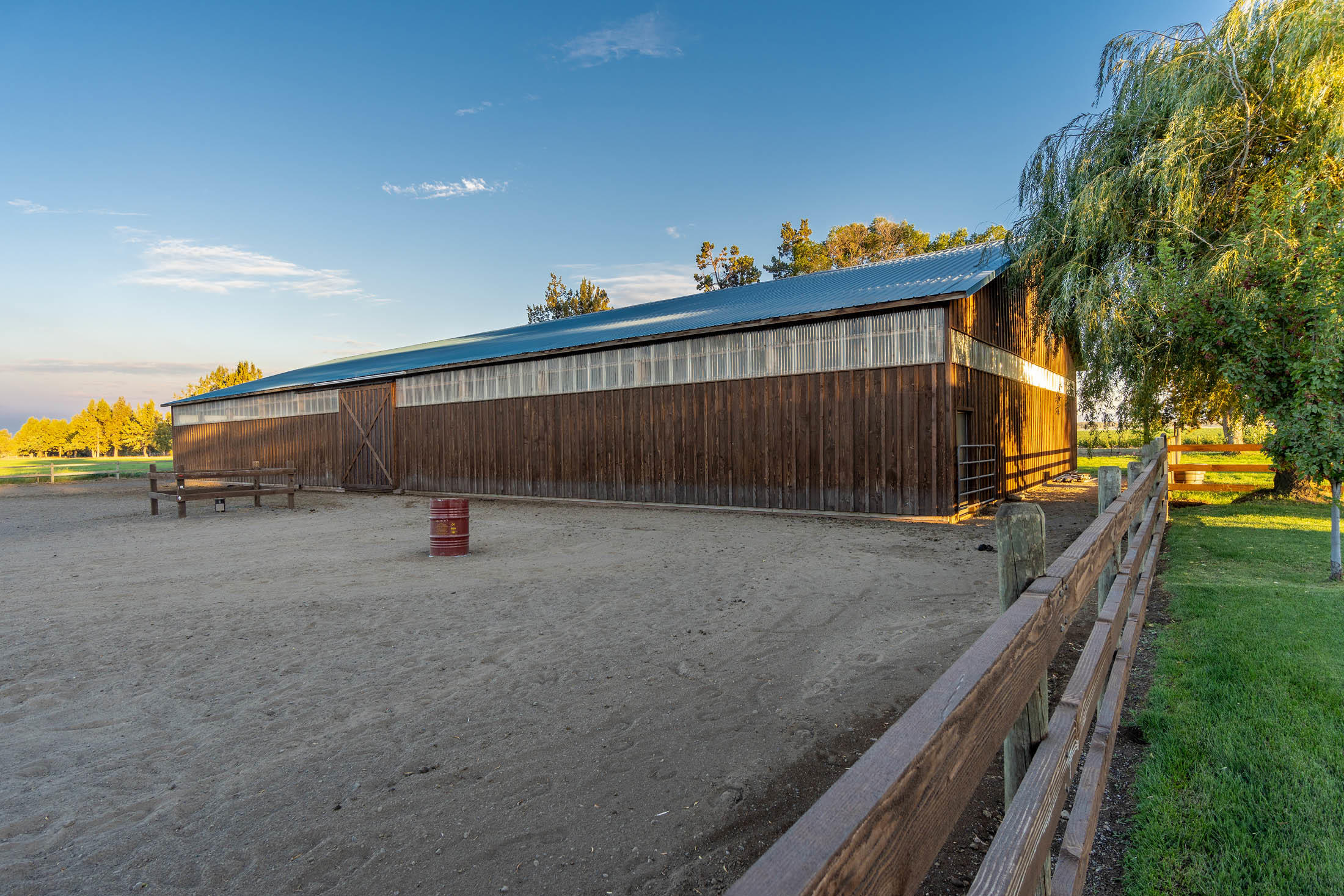 62600 Dodds Road Bend, OR 97701 - Photo 6 of 43 Exterior-Indoor-Arena-2-Oregon-Dodds-Roa