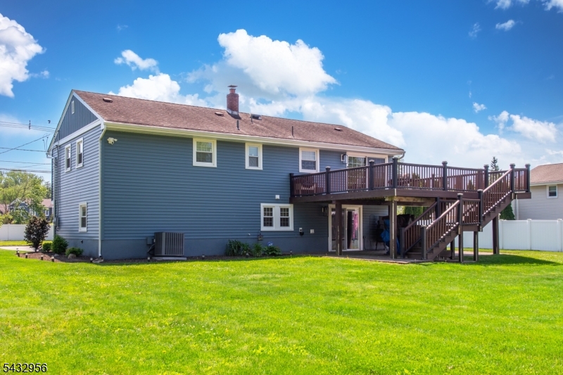 3 Knoll Road Fairfield, NJ 07004 - Photo 35 of 38