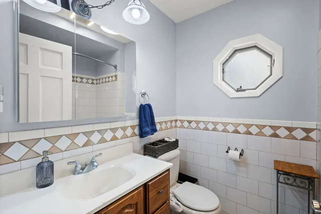 $359,900 | 10942 South Keeler Avenue, Oak Lawn, IL 60453