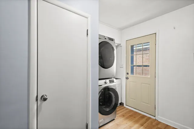 $359,900 | 10942 South Keeler Avenue, Oak Lawn, IL 60453